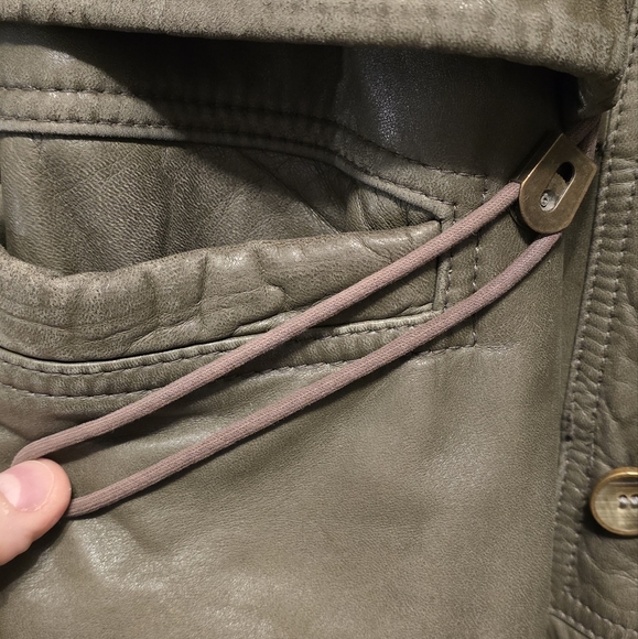 Vintage Mabrun Leather / Wool Coat made in Italy. - Picture 8 of 11